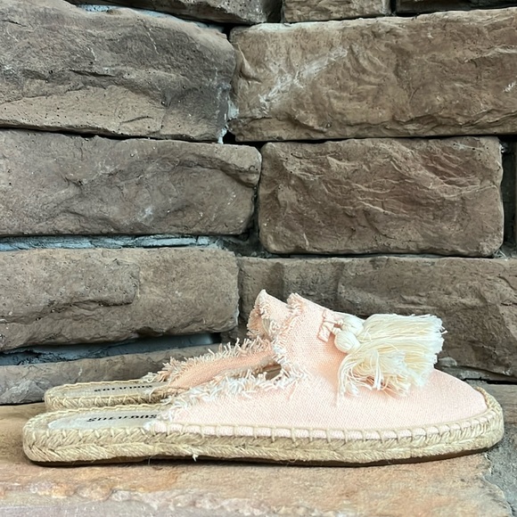 Soludos Frayed Tassel Mule / Light Pink / SZ 6.5‎ - Picture 1 of 7